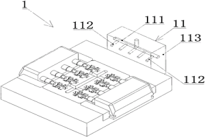 具有自动吹屑装置的粉末冶金注塑成型模具