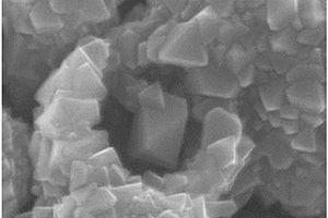 亚微米级黄-壳结构镍锰酸锂及其制备方法