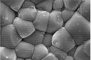 (SrCa)TiO3-LaAlO3基微波介质陶瓷材料及其制备方法
