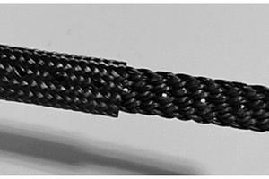 长度可调节碳纤维复合材料人工肋骨及其制备方法