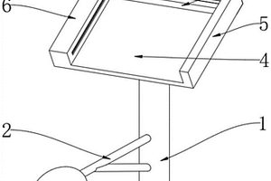 便于对太阳能板表面清理的新能源路灯