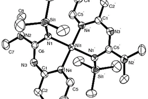 2-吡啶取代的氮杂环金属化合物及其制备方法
