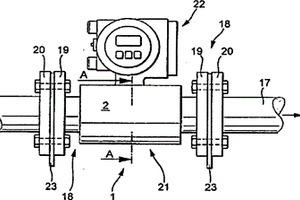用于测量管道中的介质的体积流量或质量流量的装置
