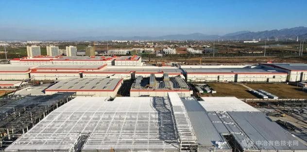 宁德时代洛阳基地二期项目电芯厂房建设初显规模
