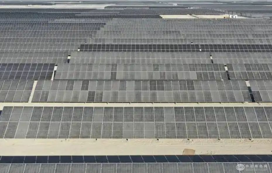 国家能源局推动“沙戈荒”风电光伏基地建设，助力非化石能源发展