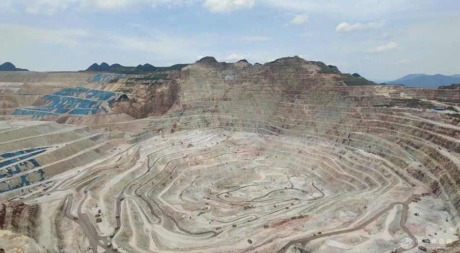 铜冠矿建刚果（金）卡莫亚项目部实现超深孔爆破技术突破