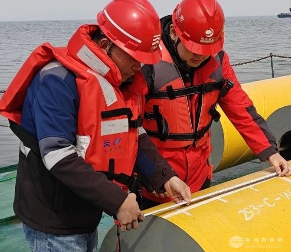河北昌黎华电500MW海上光伏项目海上首桩施工圆满成功