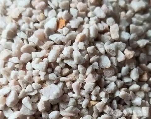 深圳市深泉环保供应普通石英砂，精制石英砂, 高纯石英砂，熔融石英砂及硅微粉