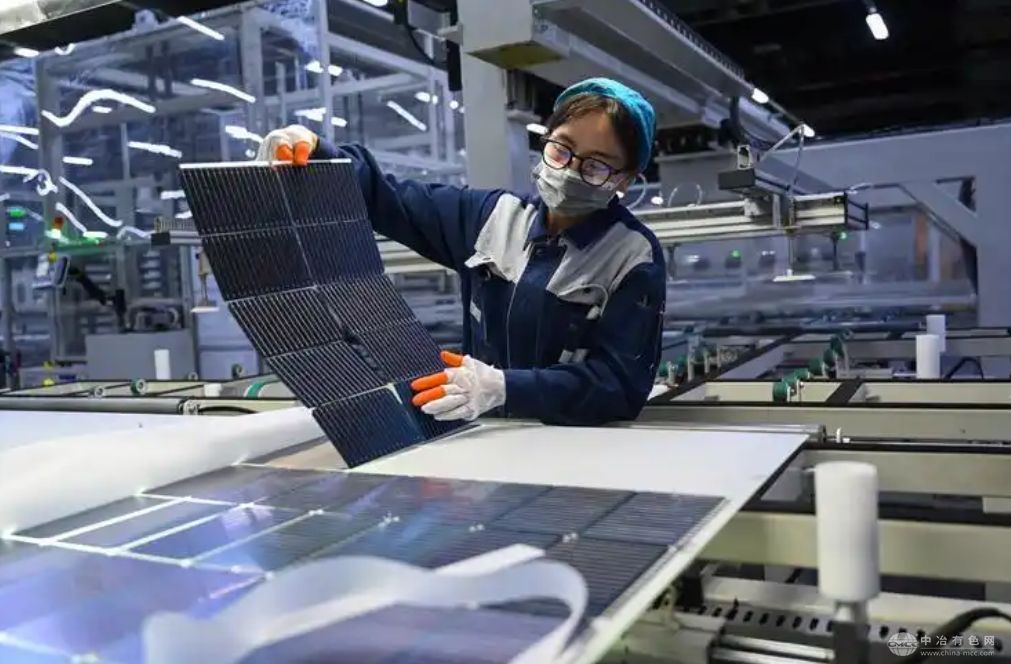 包头多晶硅产能持续释放 光伏产业链上游材料供应趋稳