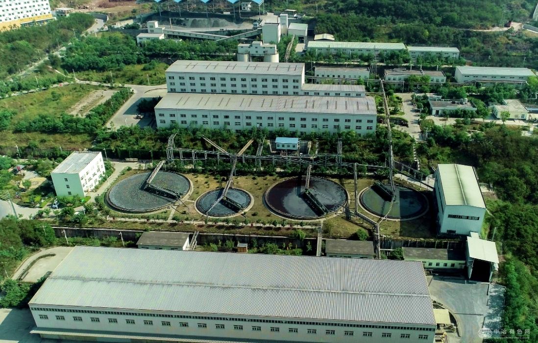 无缝服装龙头棒杰股份控制权变更 光伏业务持续停产引行业关注