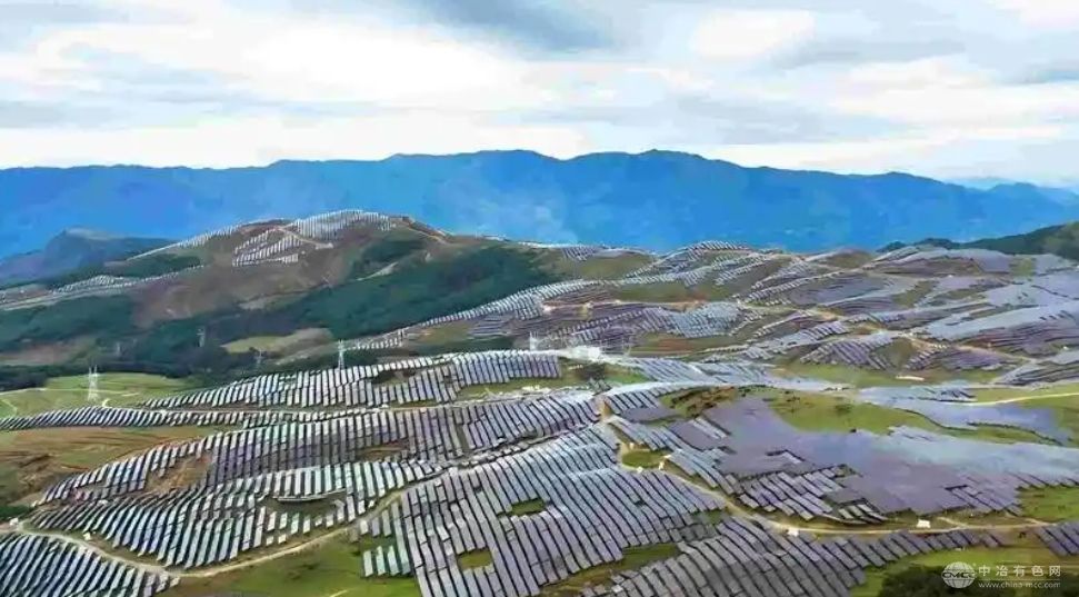兰坪拉古山光伏电站实现全容量并网