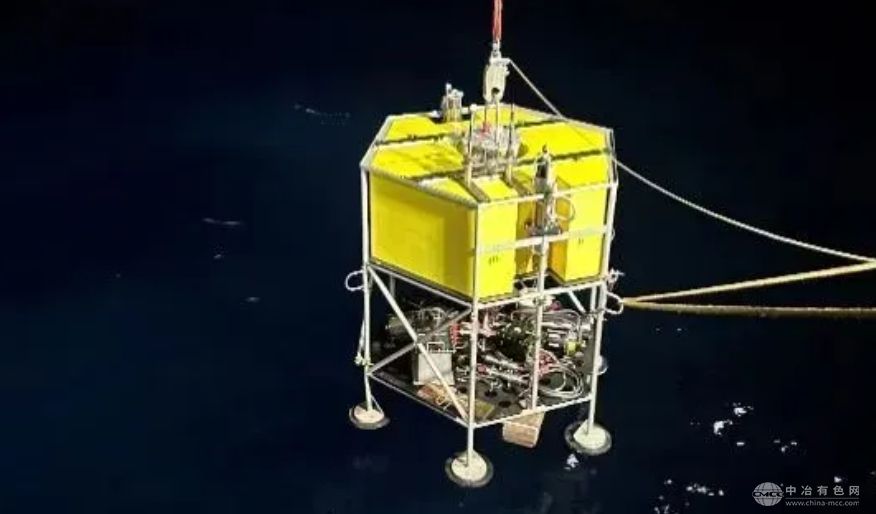 我国突破深海锂电池技术极限 能量密度达400Wh/kg