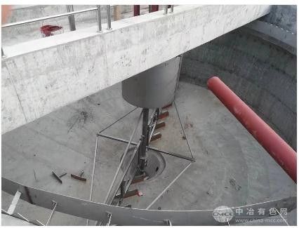 浓缩池悬挂式中心传动刮泥机
