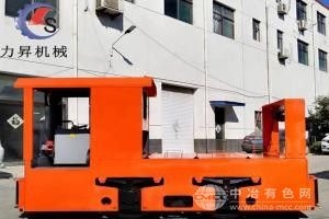 矿山井下用小型牵引机车
