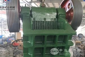 复摆型铜矿鳄破机