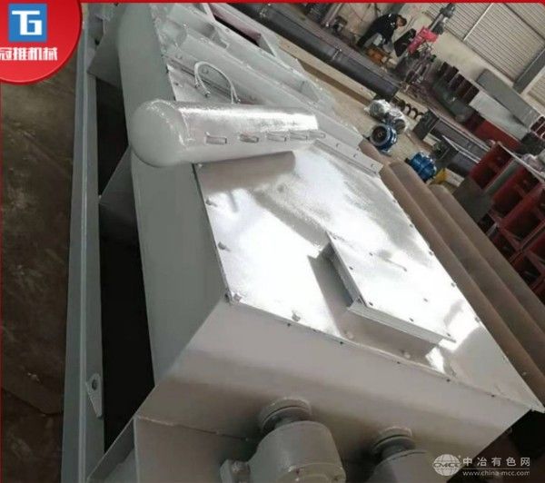  冠推机械