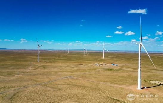 内蒙古阿拉善右旗100万千瓦风储项目三标段实现全容量并网发电