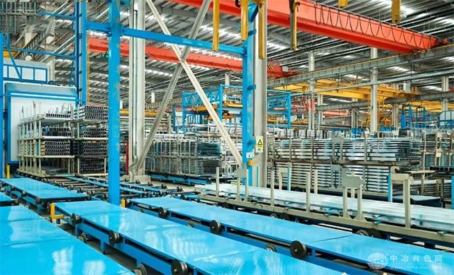 兴发铝业浙江公司入选工信部《2025年5G工厂名录》，树立铝型材行业智能制造新标杆