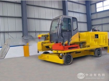 冶炼扒渣车