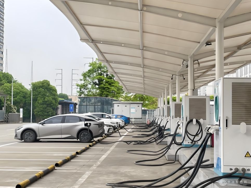 德宏州双线报捷：新能源车推广与全社会用电量实现双增长