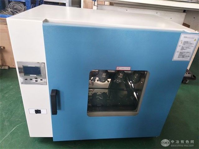 电热恒温旋转反应釜干燥箱