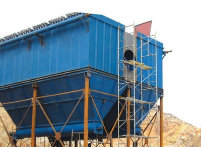 烘干机专用行喷脉冲除尘器